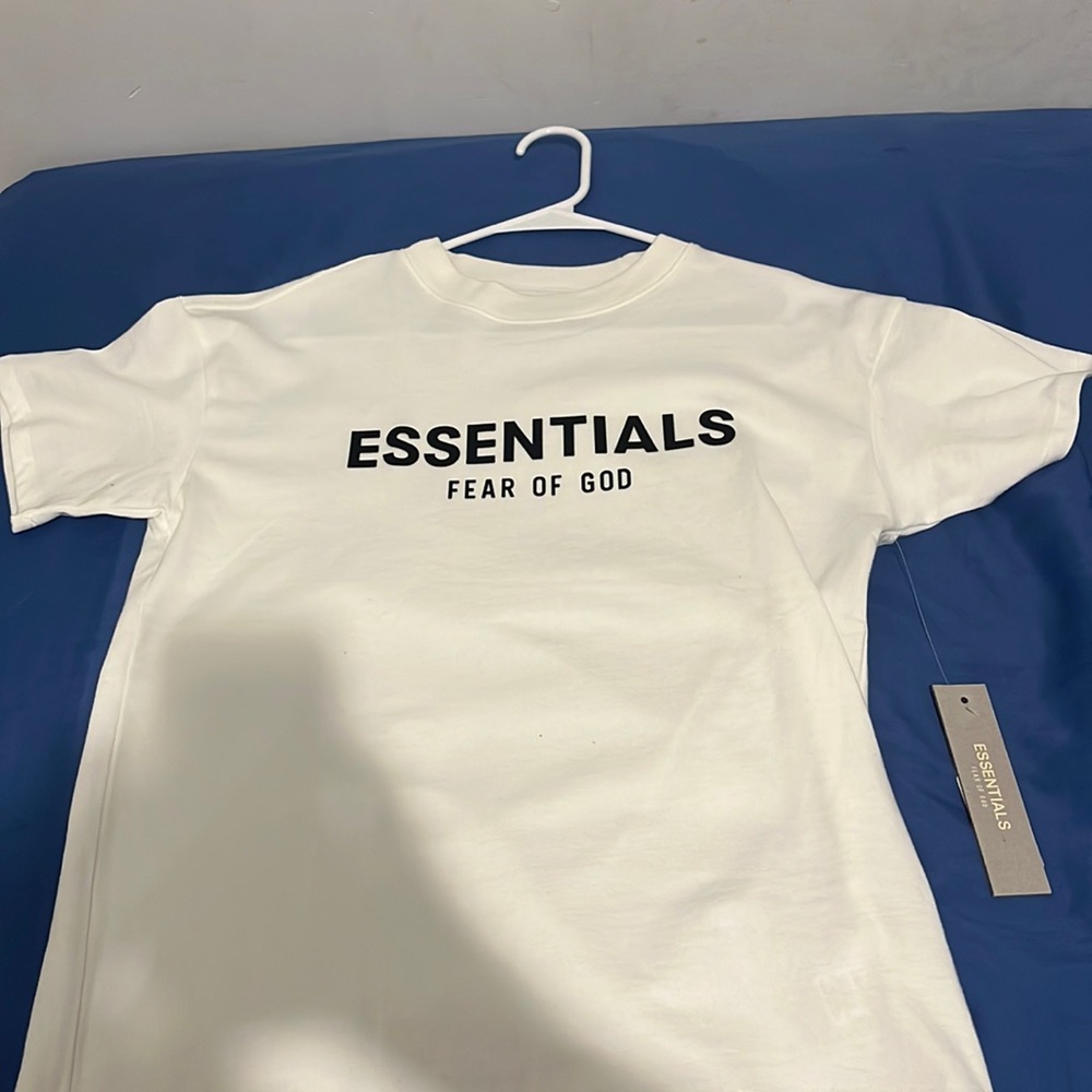 Essentials fear of god shirt. Size 12 XL in boys